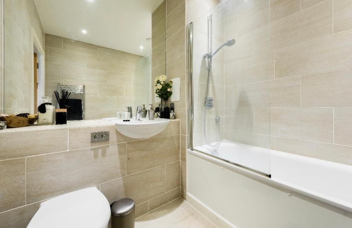 Lovely 2 Bed Apartment 15Mins From Bond St Londyn Zewnętrze zdjęcie